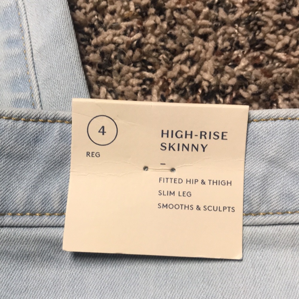🐠Universal Thread 5/$25 SALE!  Blue Distressed Women's Skinny Jeans Size 4 | NWT - Picture 6 of 6